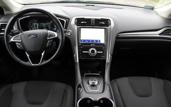 Ford Mondeo cena 79900 przebieg: 107500, rok produkcji 2019 z Kałuszyn małe 407